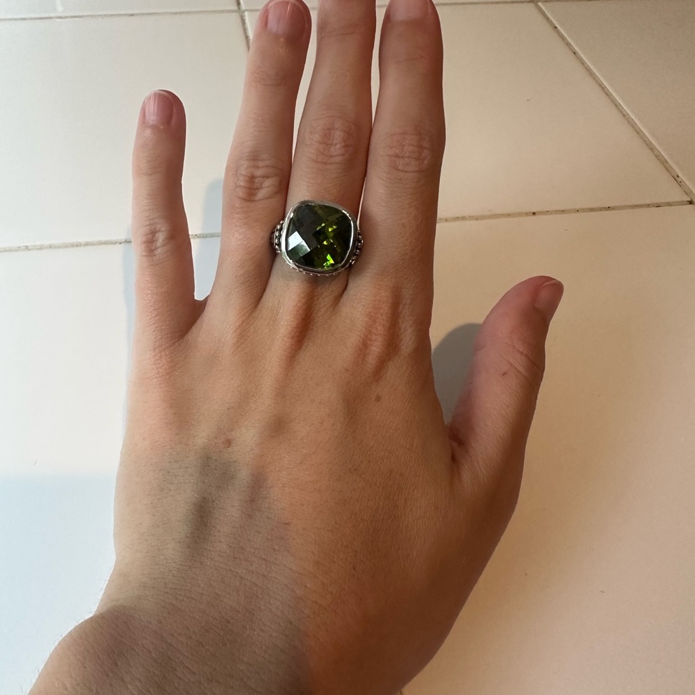 Green Gem Stone Ring 💚 - Picture 3 of 7